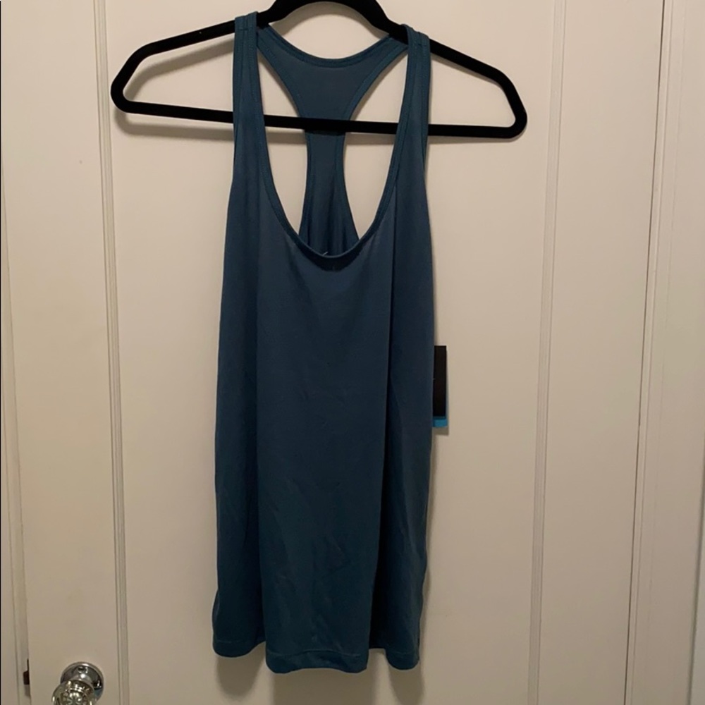 Nike tank